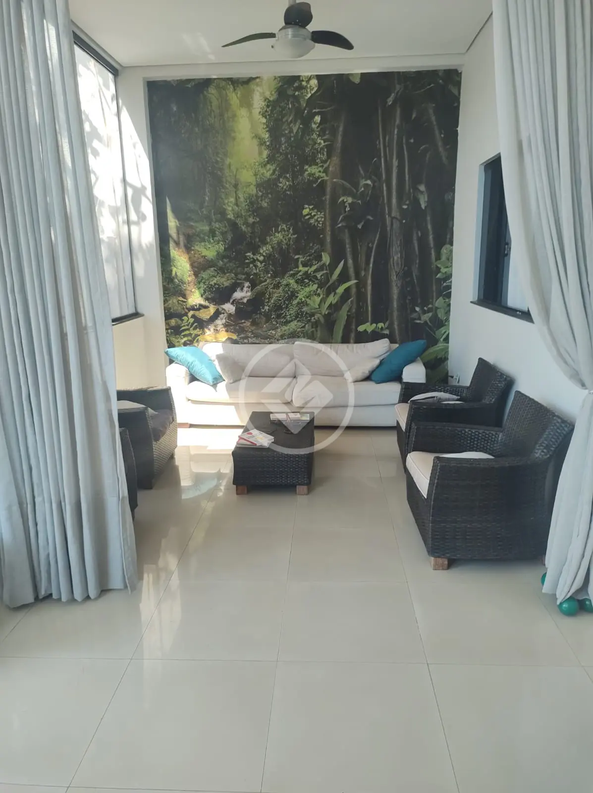 Imagem 2 - Casa em ÁGUA LIMPA, Várzea Grande - MT
