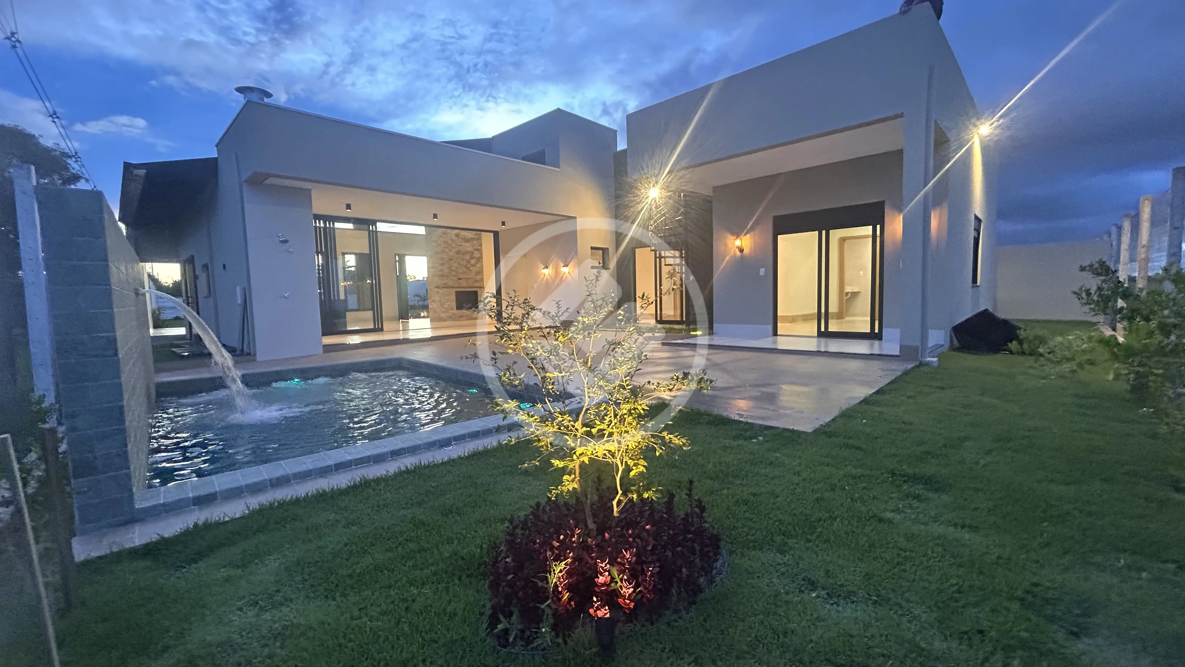 Imagem 1 - Casa Condomínio em SANTA CRUZ, Chapada dos Guimarães - MT