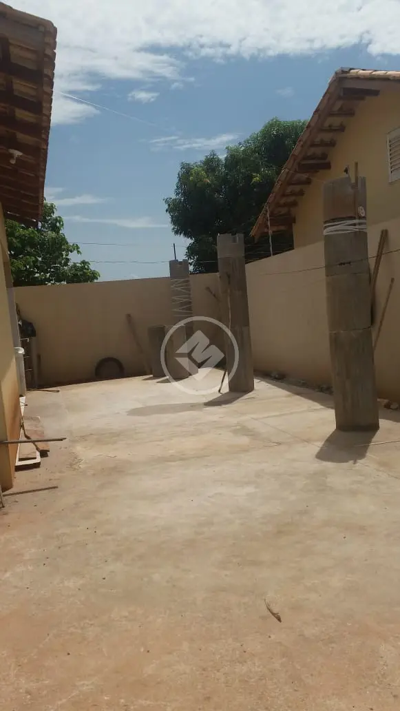 Imagem 4 - Casa em JARDIM OURO VERDE, Várzea Grande - MT