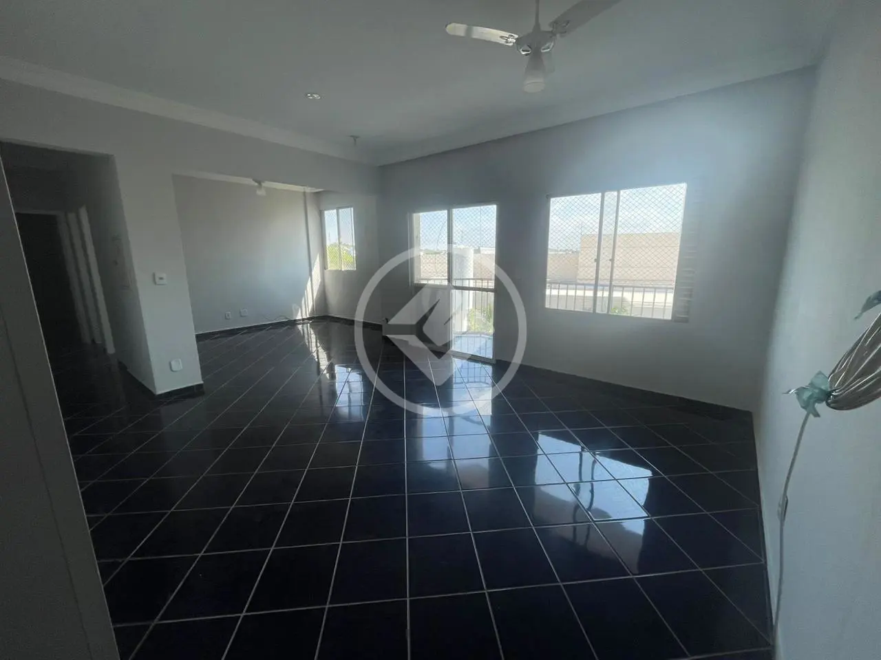 Imagem 2 - Apartamento em JARDIM ACLIMAÇÃO, Cuiabá - MT
