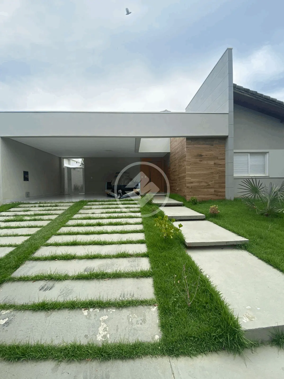 Imagem 1 - Casa Condomínio em FLORAIS DOS LAGOS, Cuiabá - MT