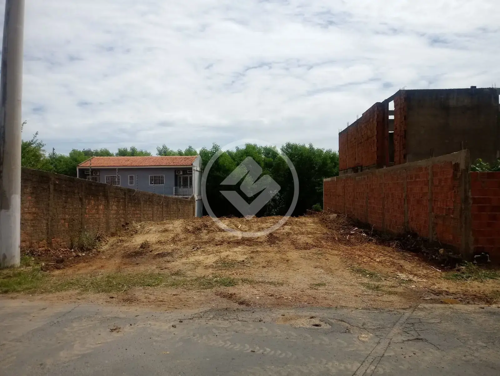 Imagem 1 - Terreno em VILLAGE FLAMBOYANT, Cuiabá - MT