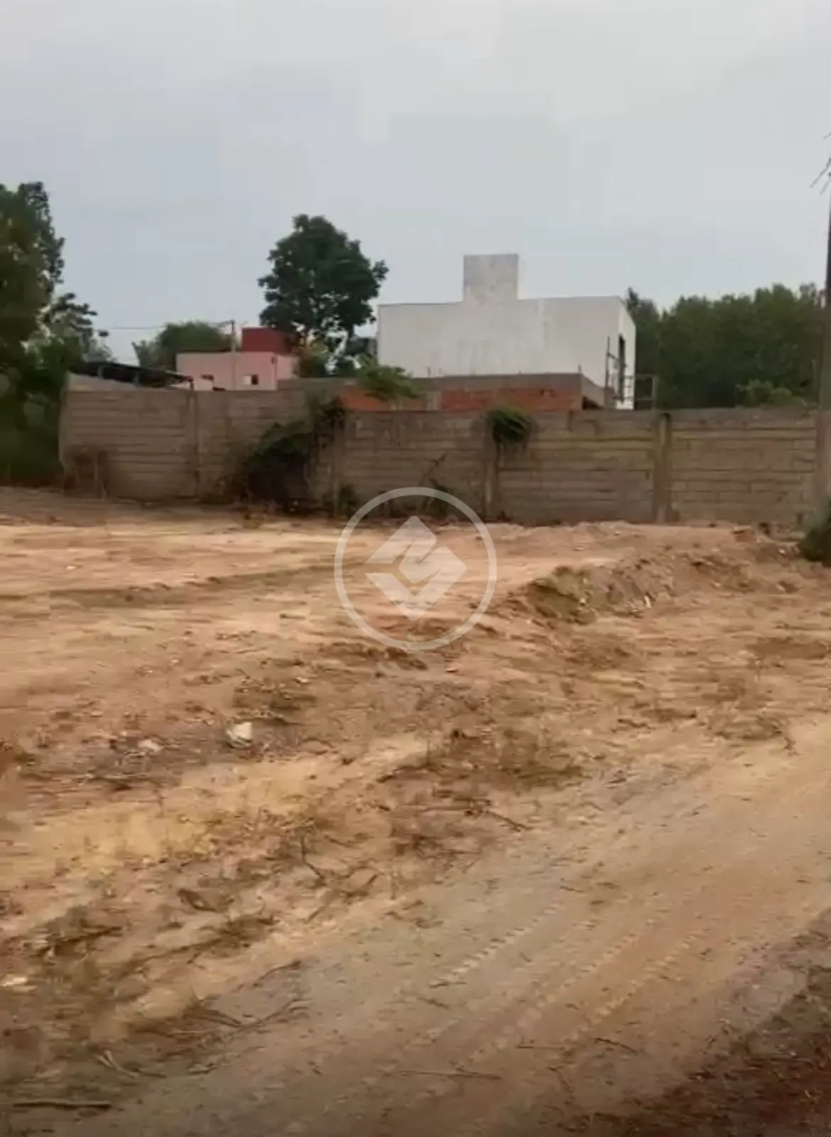 Imagem 1 - Terreno em JARDIM UNIVERSITÁRIO, Cuiabá - MT