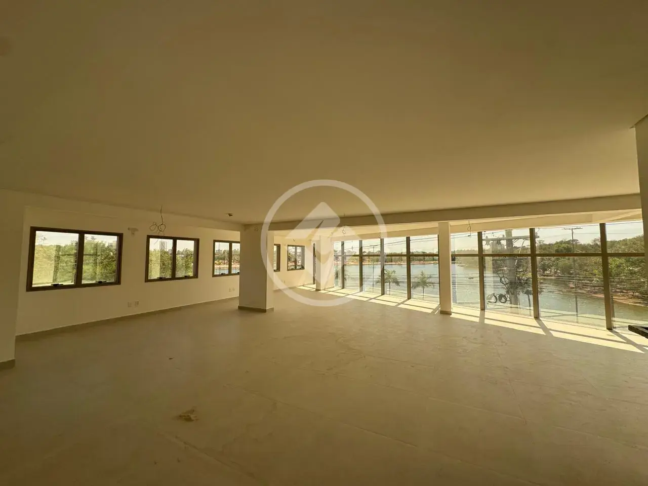 Imagem 1 - Sala Comercial em JARDIM ELDORADO, Cuiabá - MT