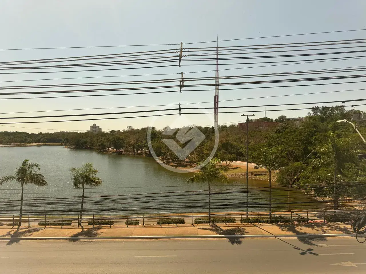Image 2 - Sala Comercial em JARDIM ELDORADO, Cuiabá - MT