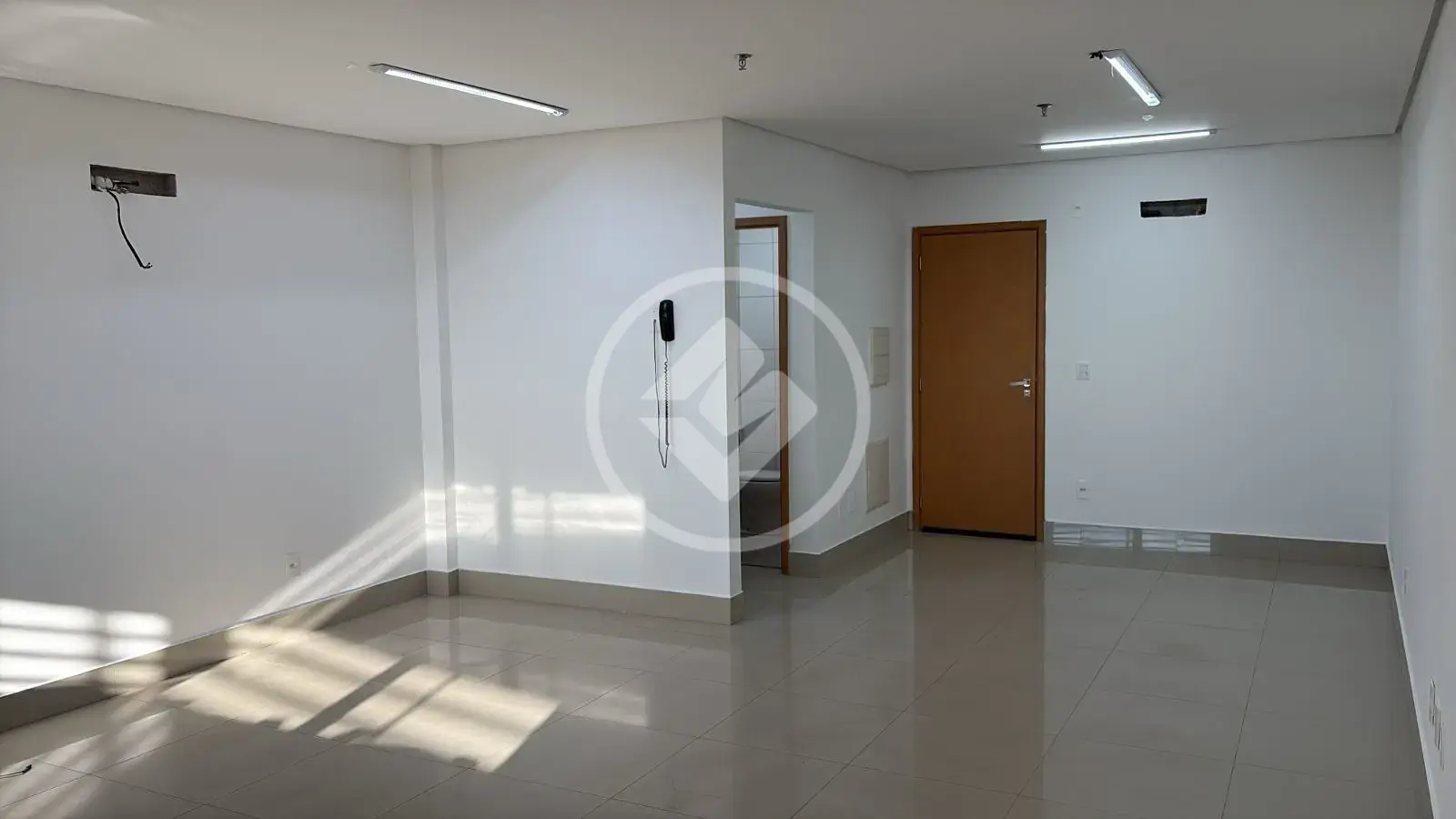 Image 2 - Sala Comercial em Alvorada, Cuiabá - MT