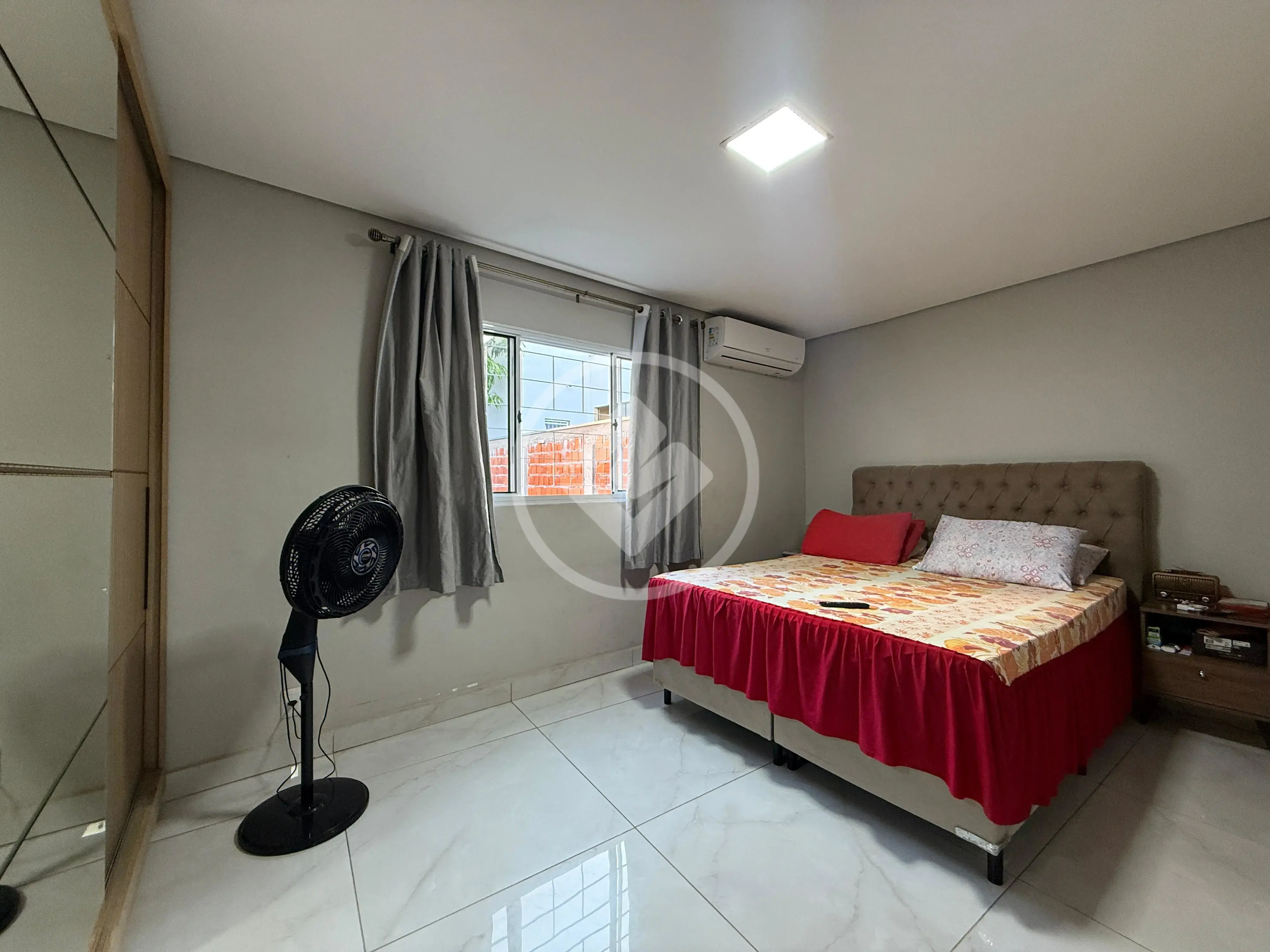 Imagem 1 - Casa Comercial em Bosque da Saude, Cuiabá - MT