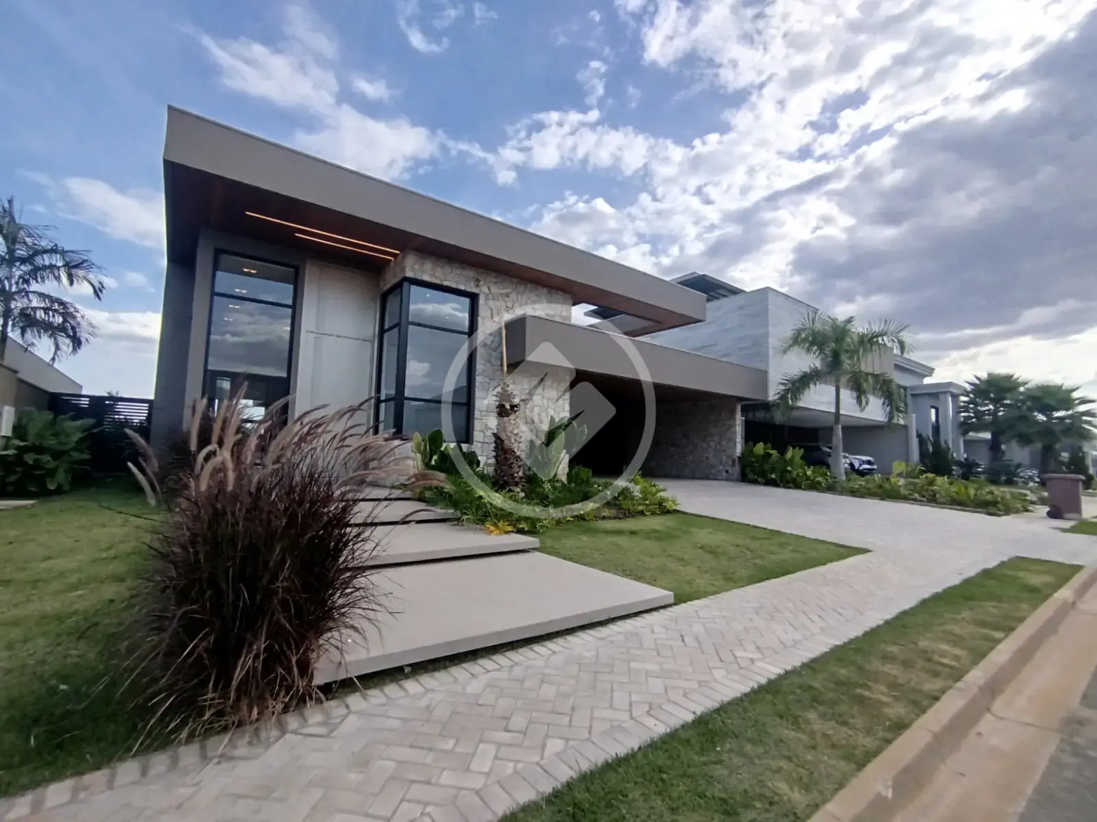 Imagem 1 - Casa Condomínio em MORADA DOS NOBRES, Cuiabá - MT