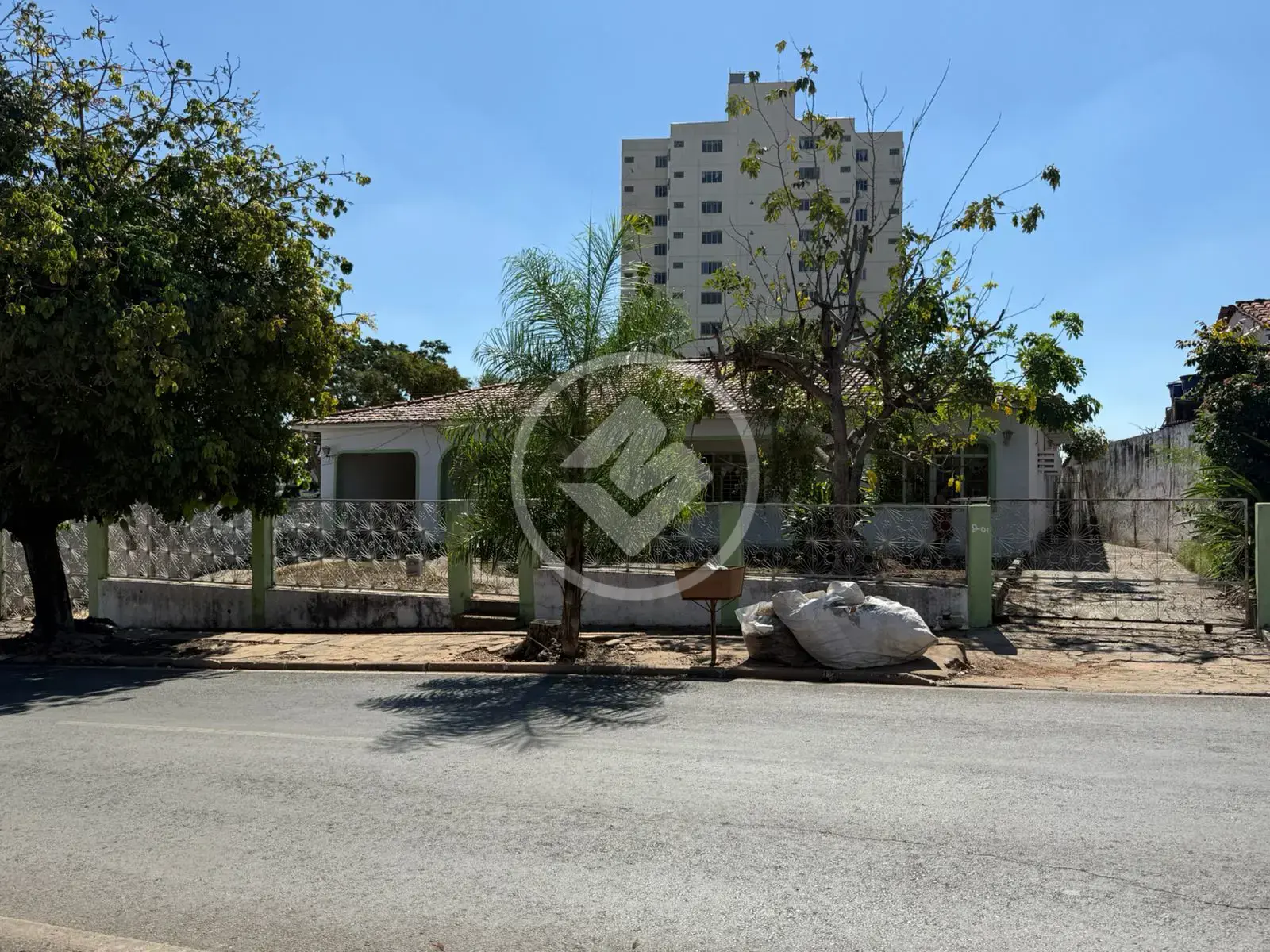 Imagem 1 - Casa Comercial em Baú, Cuiabá - MT
