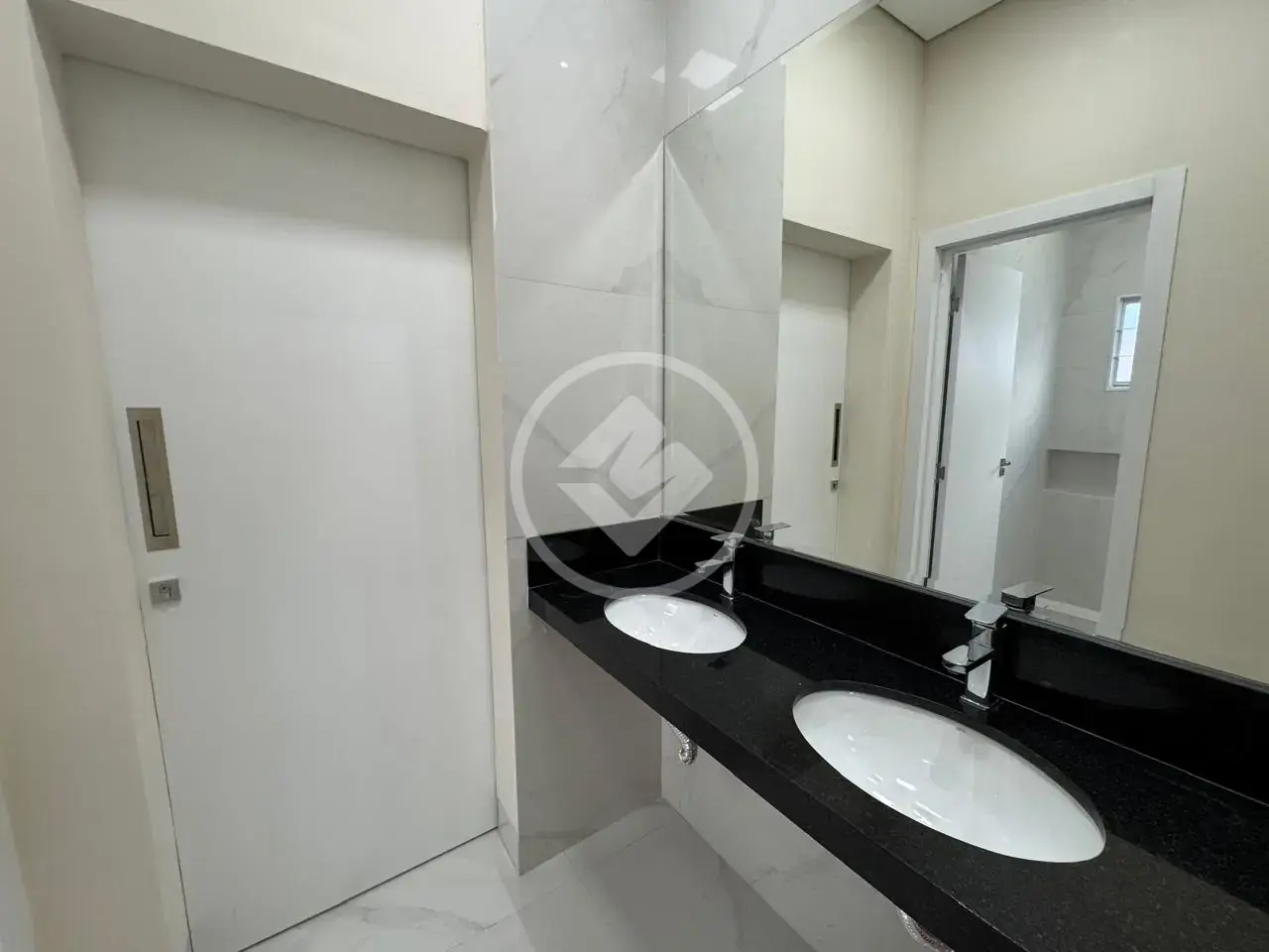 Imagem 6 - Casa Condomínio em CONDOMINIO FLORAIS ITALIA, Cuiabá - MT