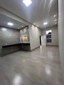 Imagem 2 - Casa em JARDIM GRAMADO, Cuiabá - MT