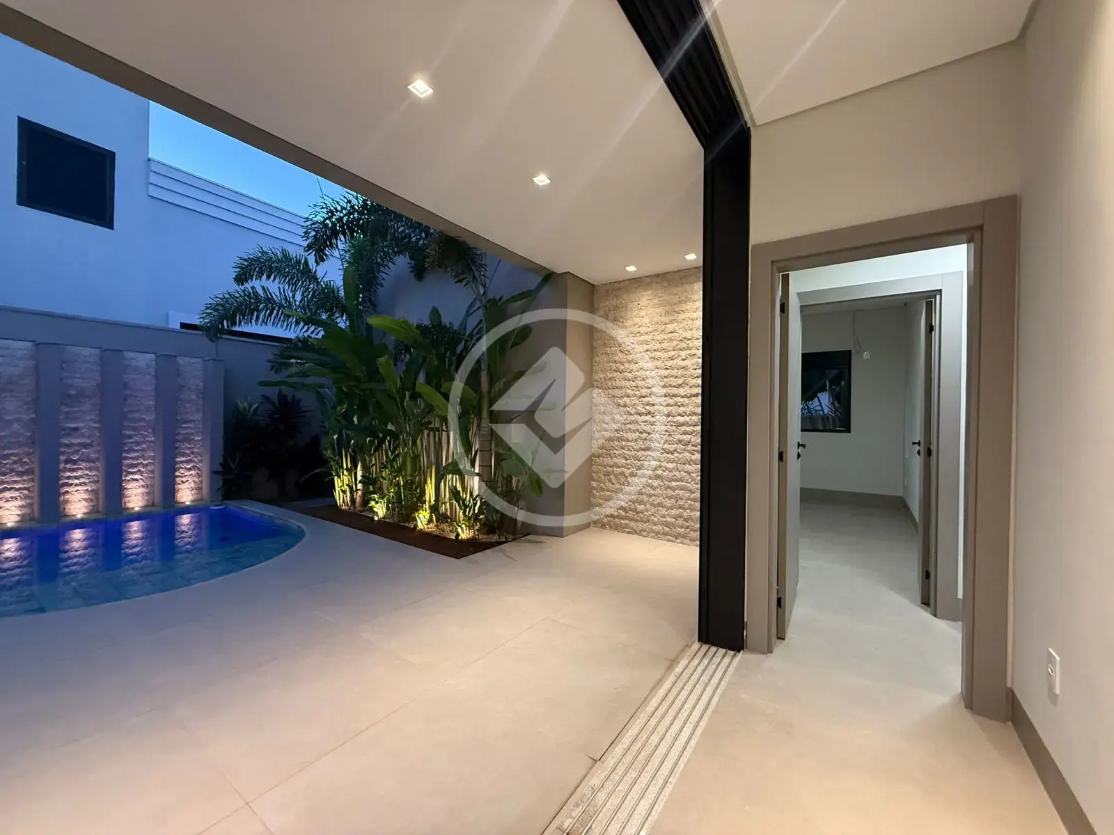 Imagem 1 - Casa Condomínio em CONDOMINIO FLORAIS ITALIA, Cuiabá - MT
