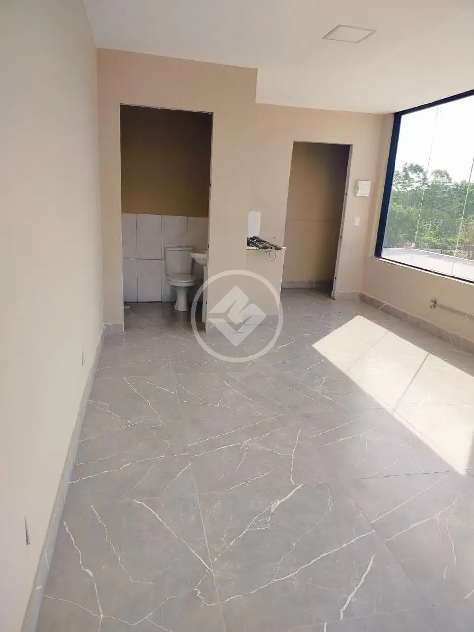 Imagem 1 - Sala Comercial em Centro-Sul, Várzea Grande - MT