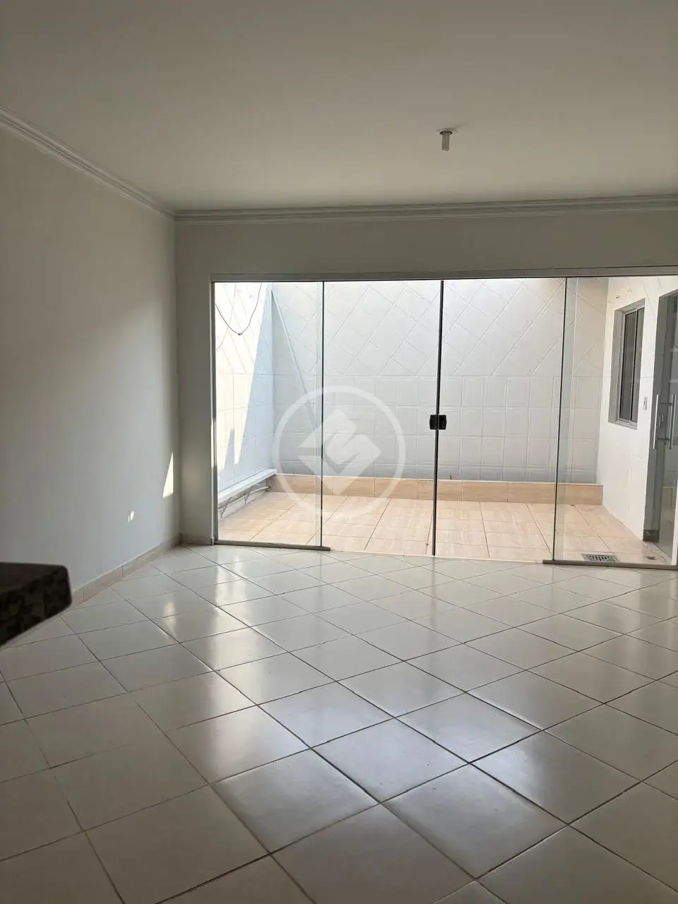 Imagem 2 - Sobrado Em Condomínio em Despraiado, Cuiabá - MT