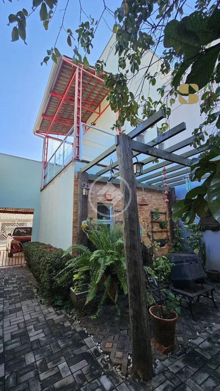 Imagem 1 - Sobrado em Jardim Comodoro, Cuiabá - MT