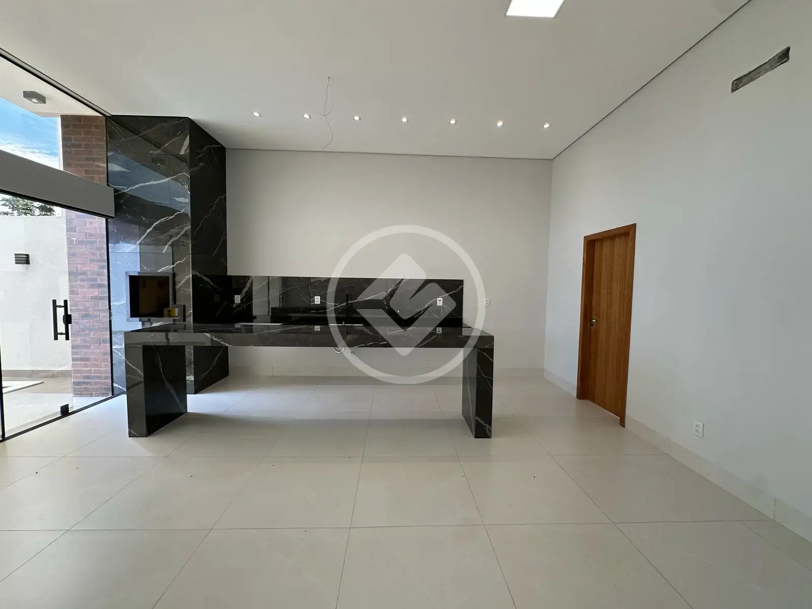 Imagem 4 - Casa em JARDIM UNIVERSITÁRIO, Cuiabá - MT