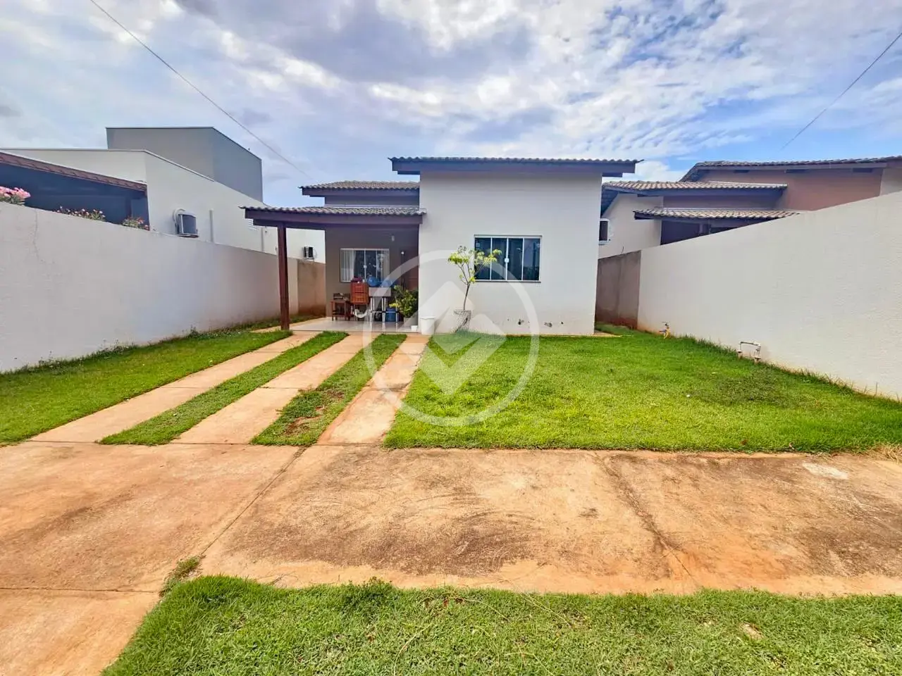 Imagem 1 - Casa Condomínio em DISTRITO INDUSTRIAL, Cuiabá - MT