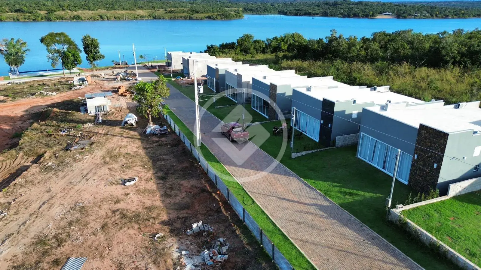 Imagem 1 - Casa Condomínio em Água Fria, Chapada dos Guimarães - MT