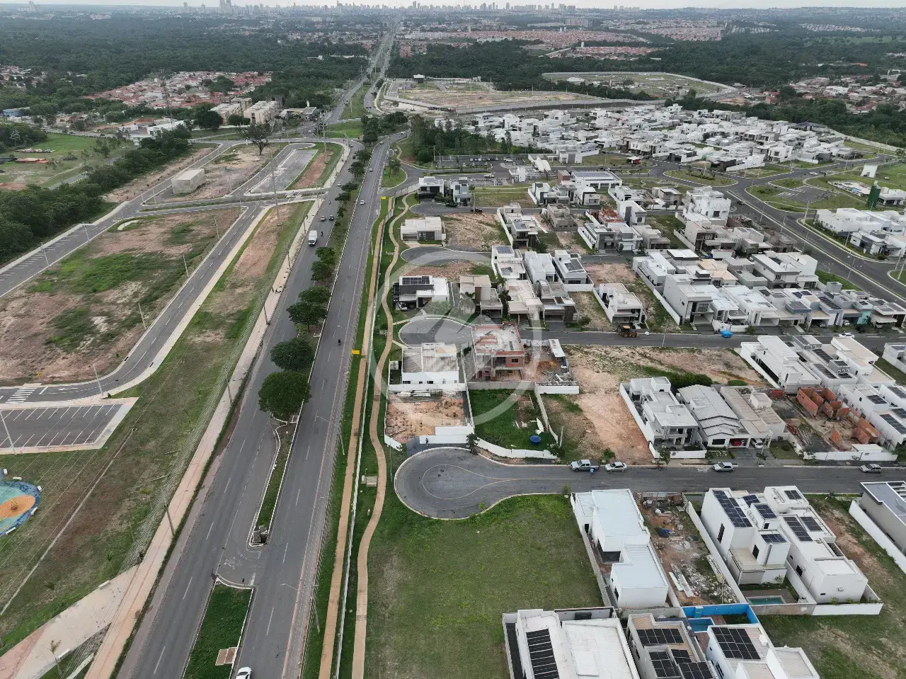 Image 2 - Terreno Condomínio em Condomínio Primor das Torres, Cuiabá - MT