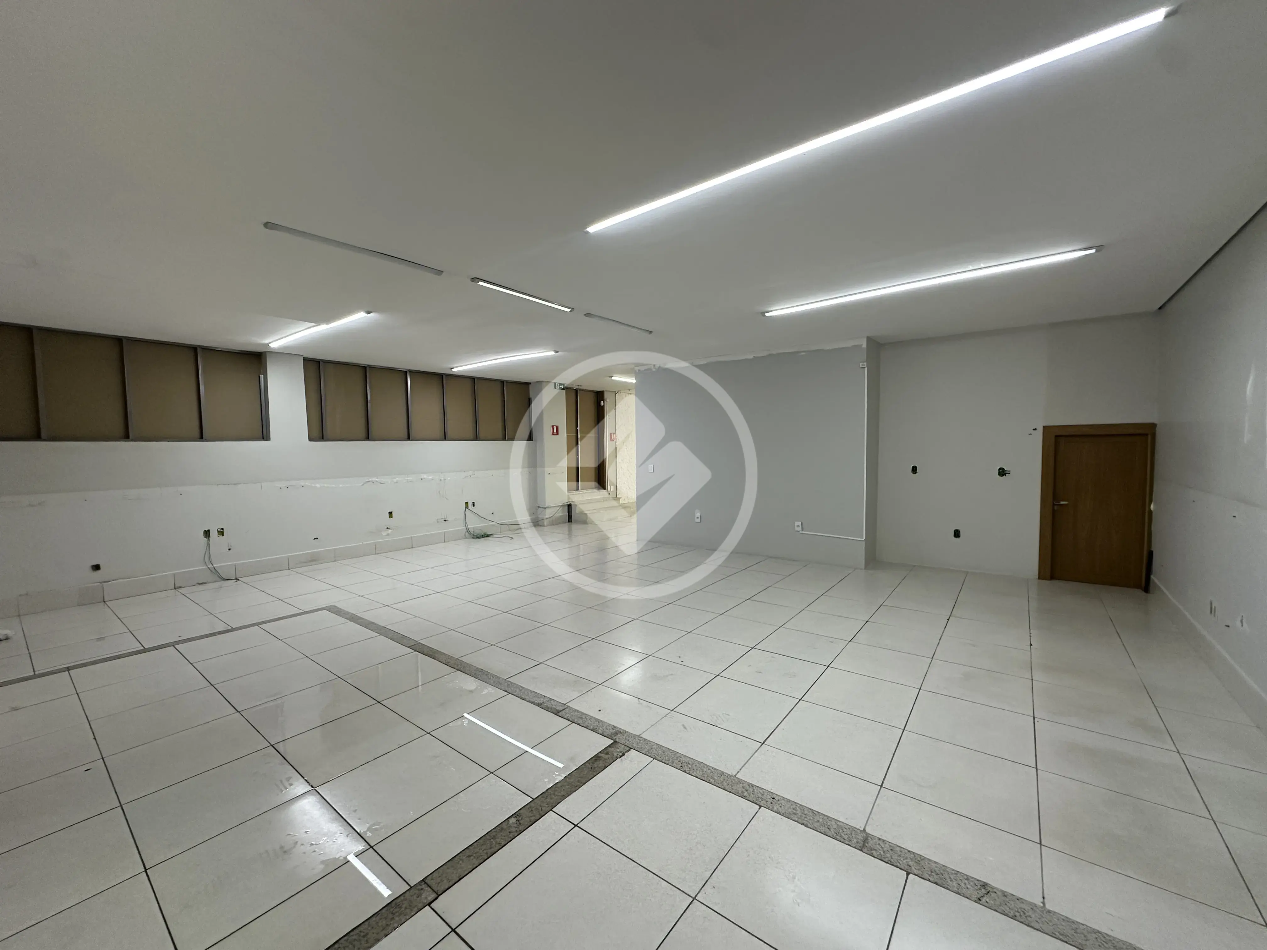 Imagem 4 - Sala Comercial em JARDIM CUIABÁ, Cuiabá - MT