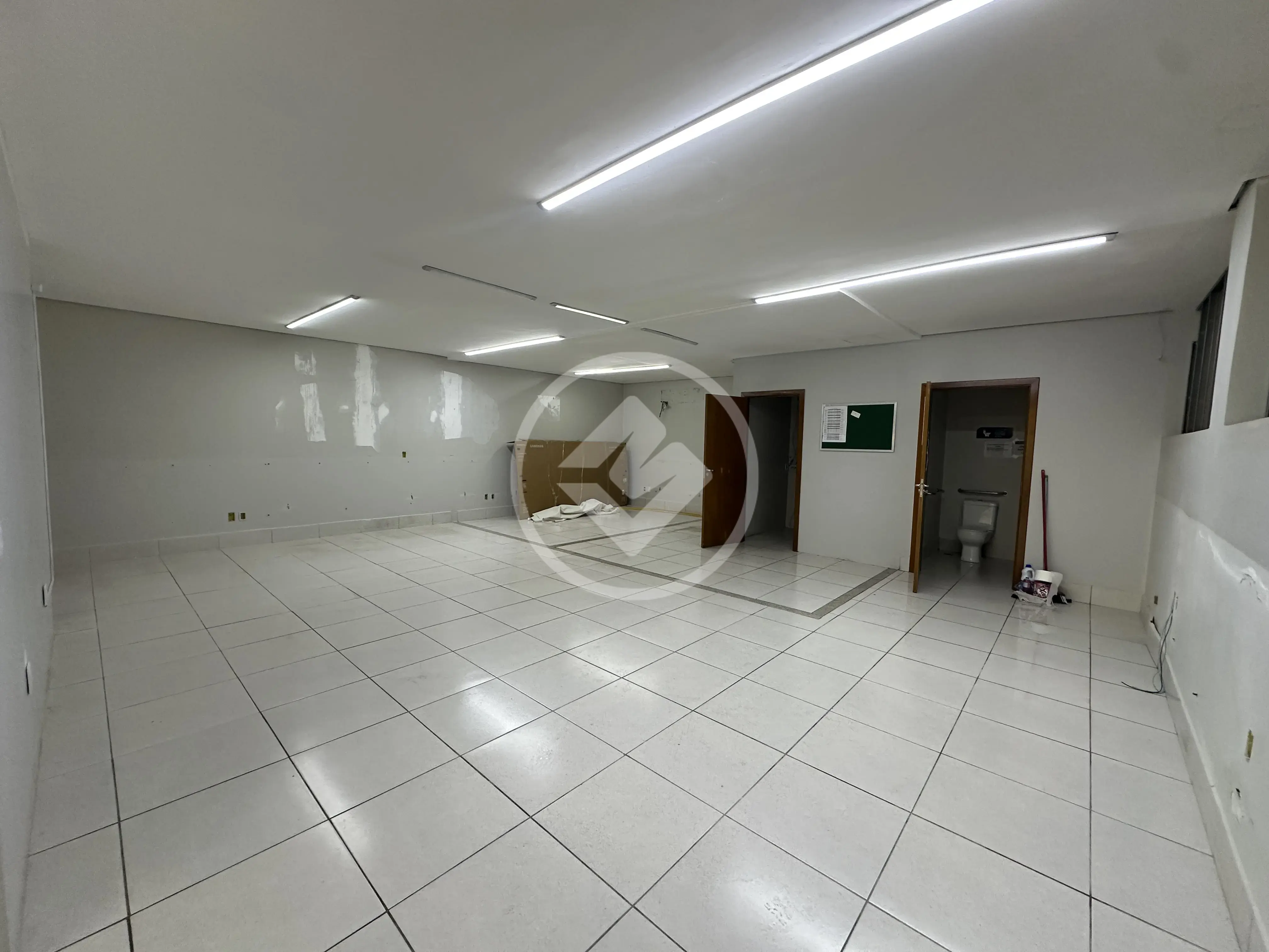 Imagem 2 - Sala Comercial em JARDIM CUIABÁ, Cuiabá - MT
