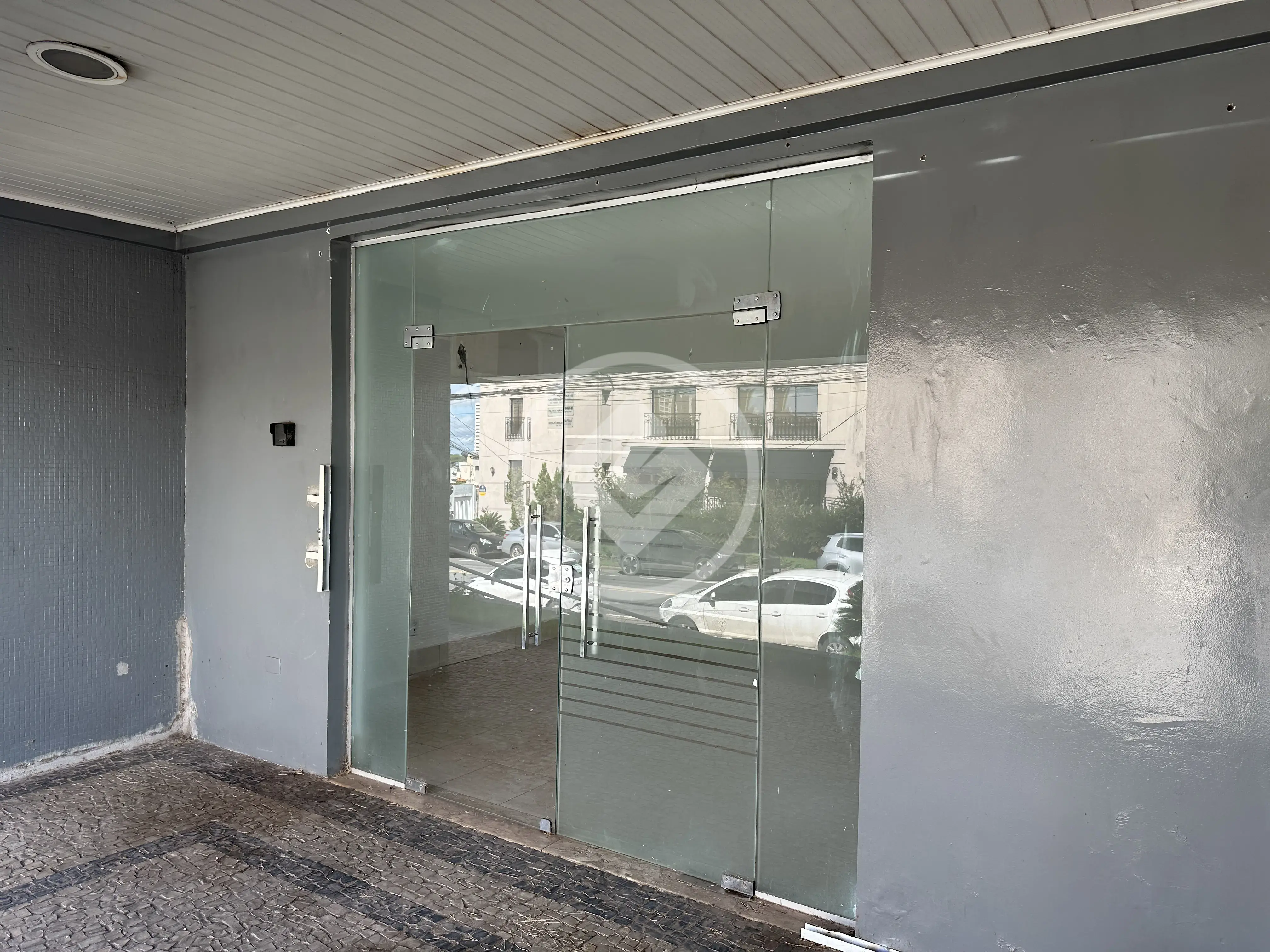 Imagem 1 - Casa Comercial em DUQUE DE CAXIAS I, Cuiabá - MT