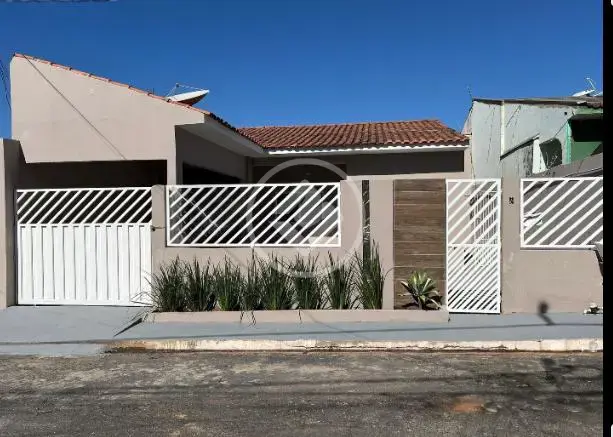 Imagem 1 - Casa em JARDIM UNIVERSITÁRIO, Cuiabá - MT
