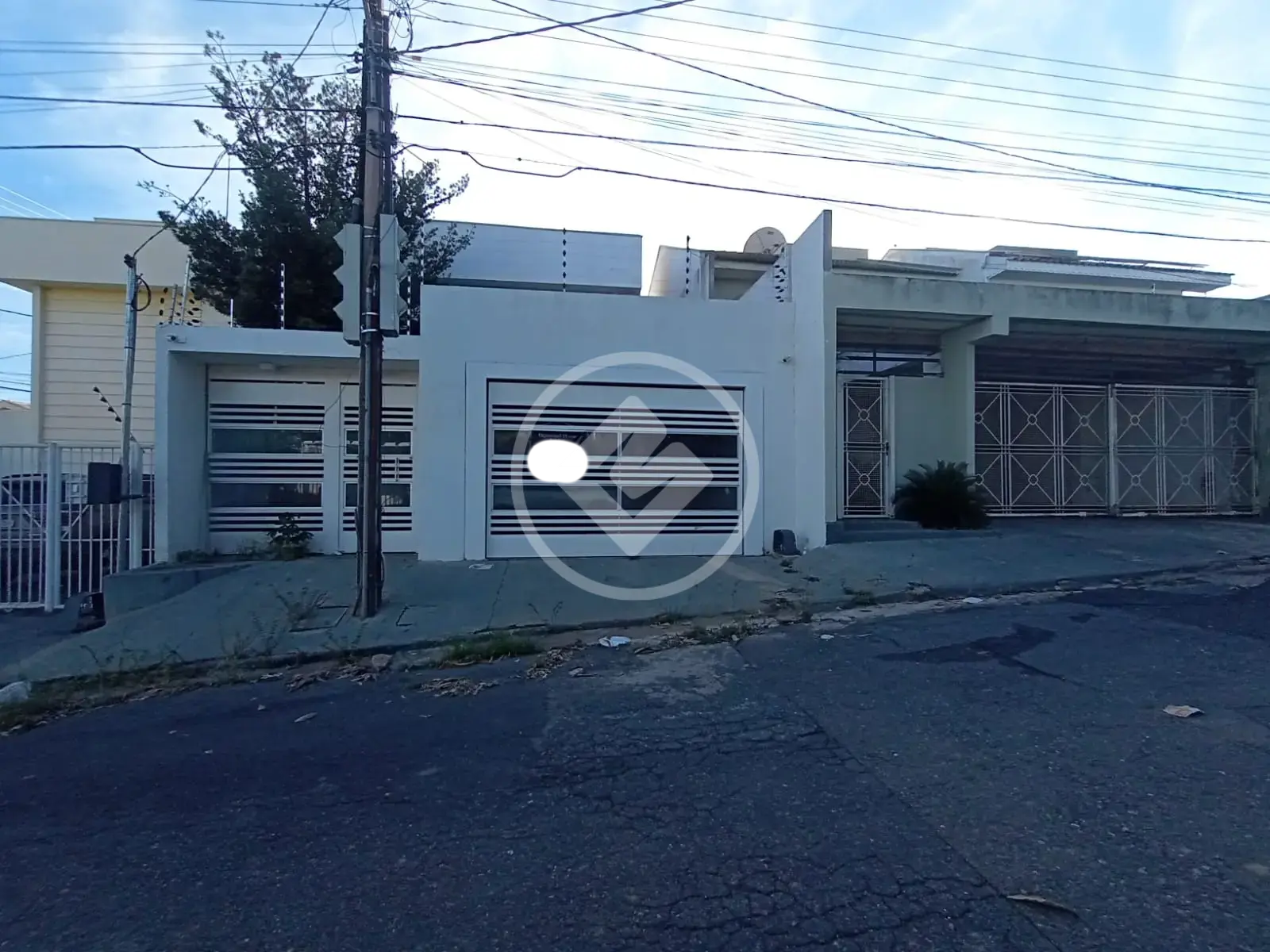Imagem 1 - Sobrado em Santa Rosa, Cuiabá - MT