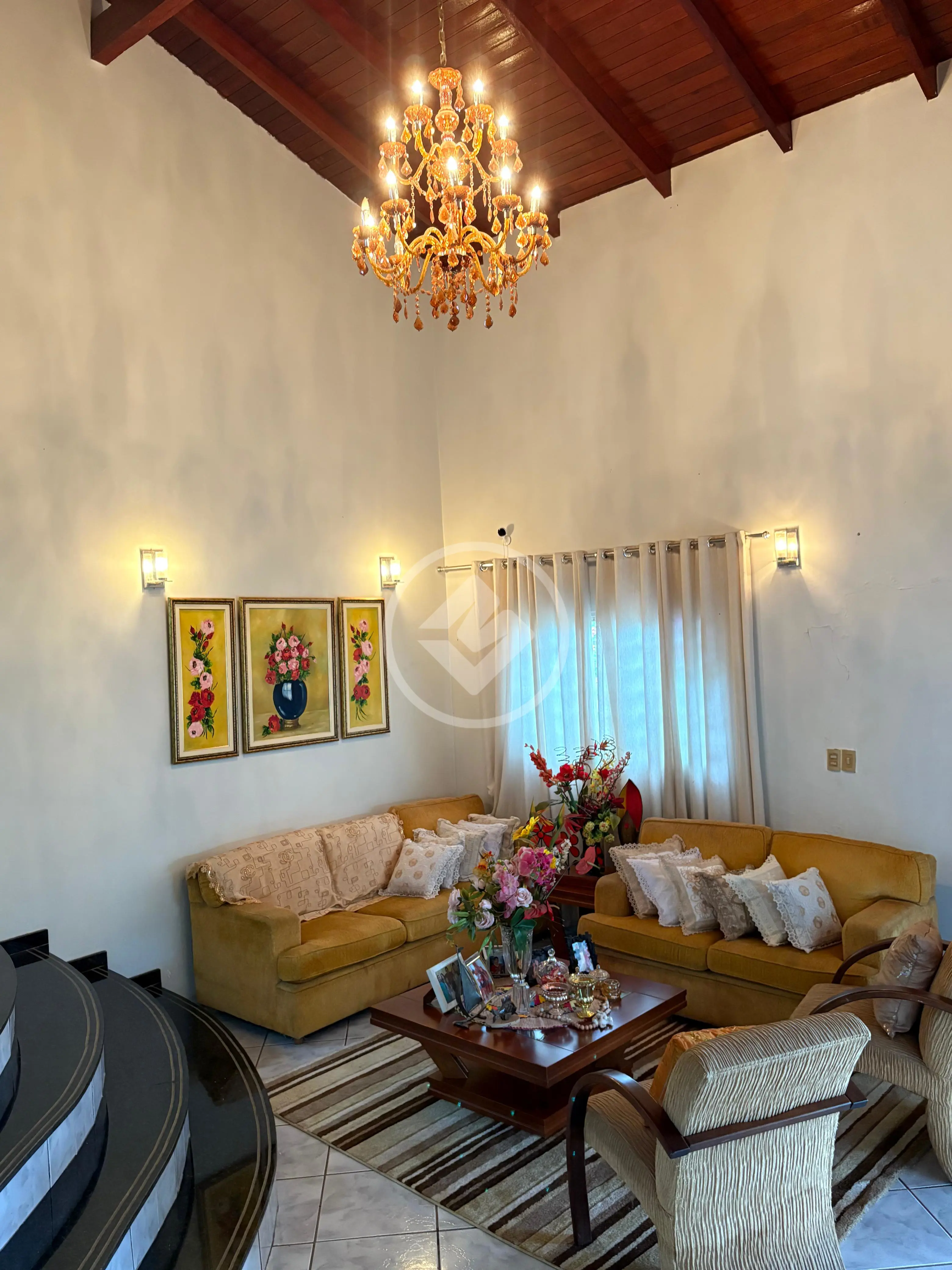 Imagem 2 - Sobrado em Jardim Shangri-lá, Cuiabá - MT