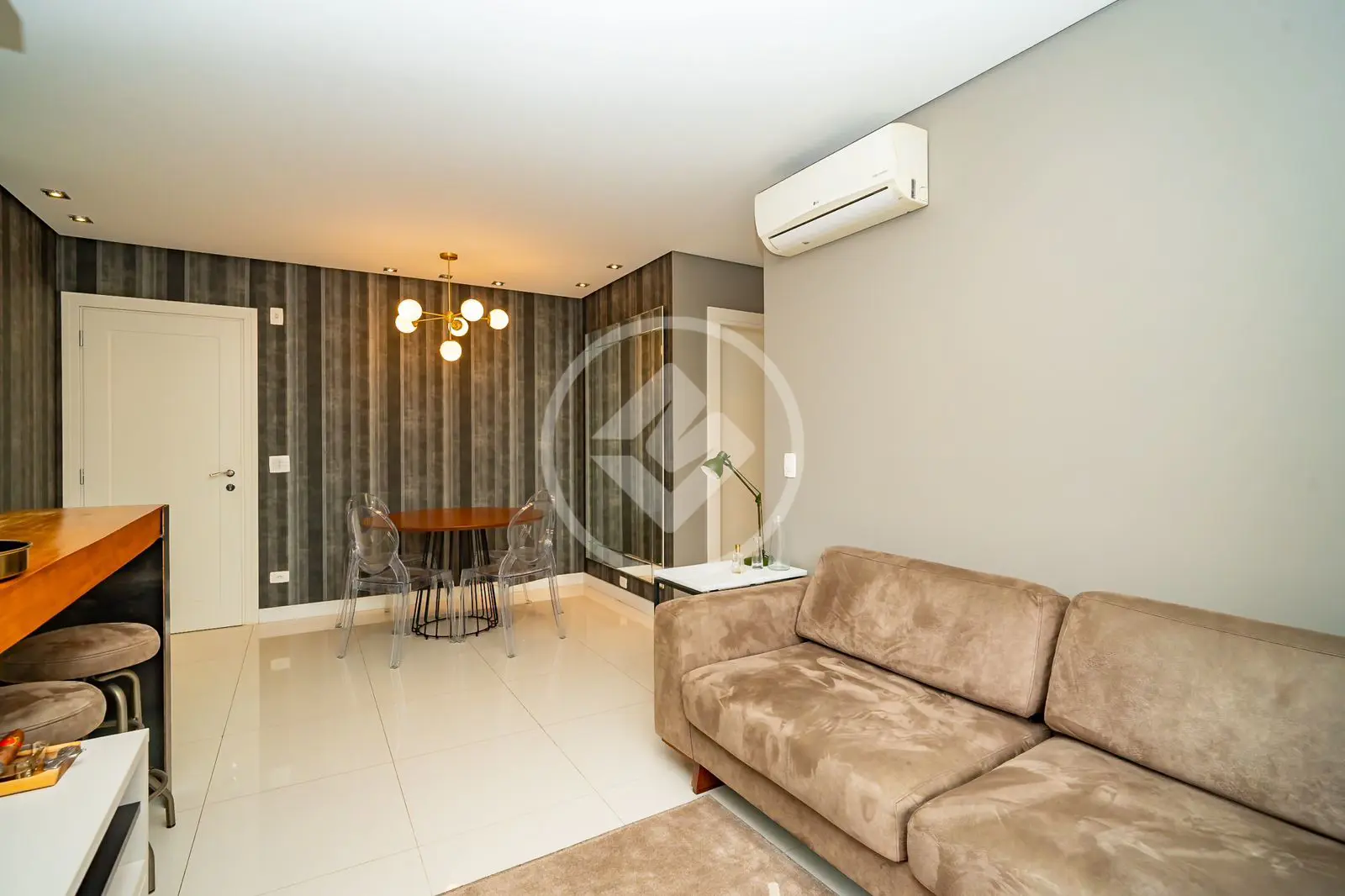 Imagem 2 - Apartamento em MERCES, Curitiba - PR