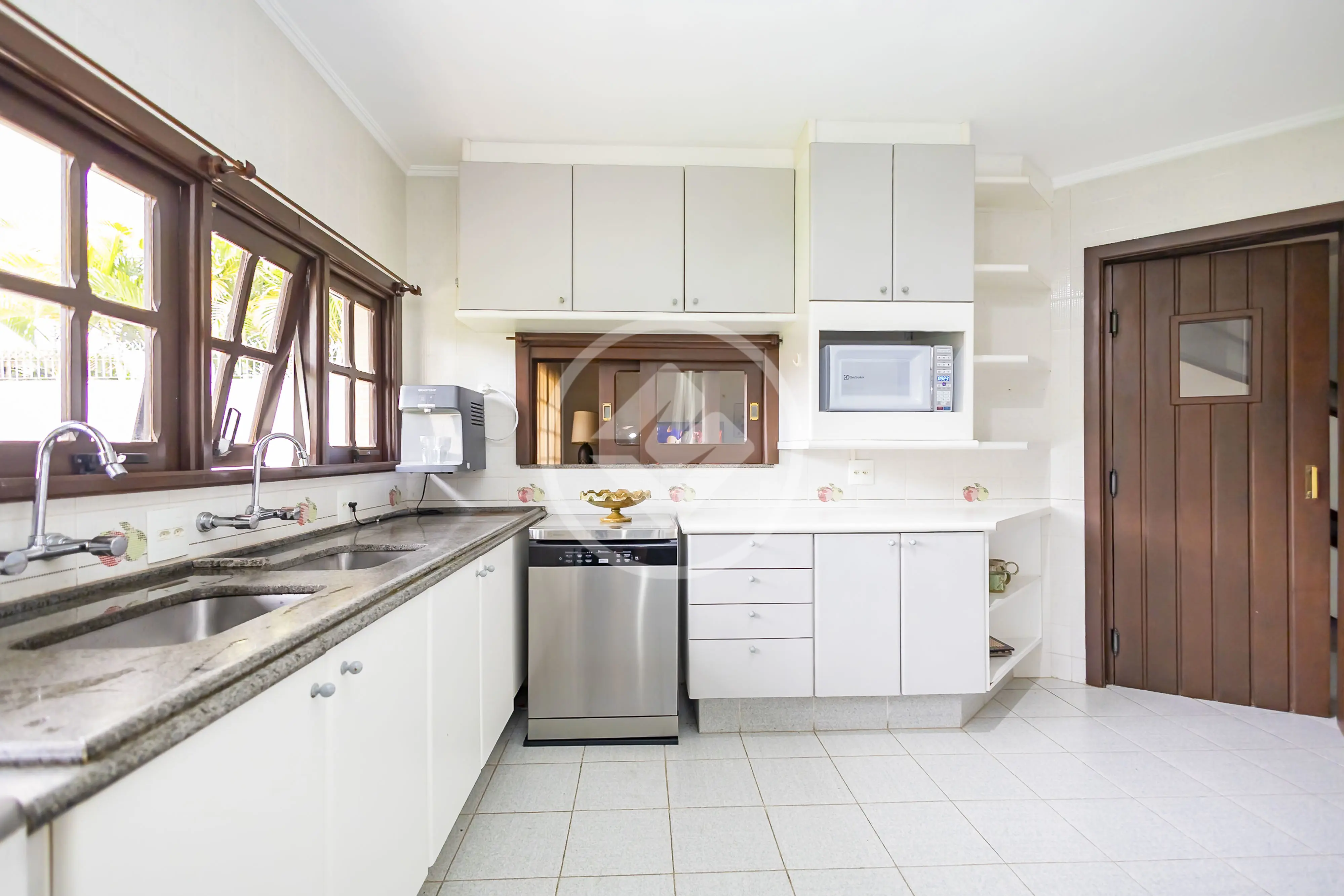 Imagem 2 - Casa em Bom Retiro, Curitiba - PR