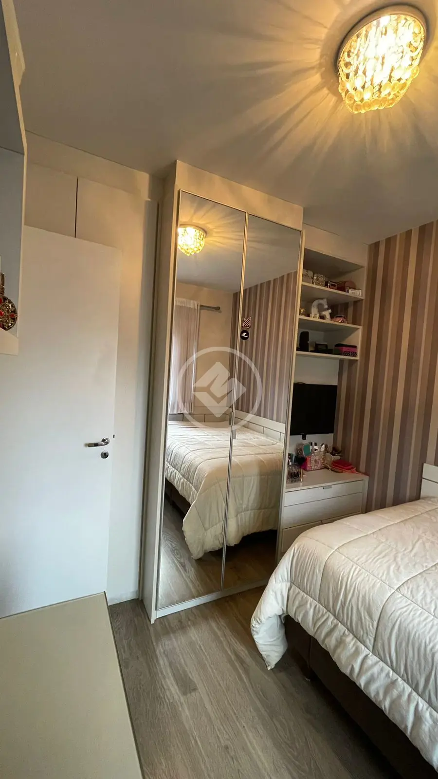 Imagem 2 - Apartamento em AGUA VERDE, Curitiba - PR