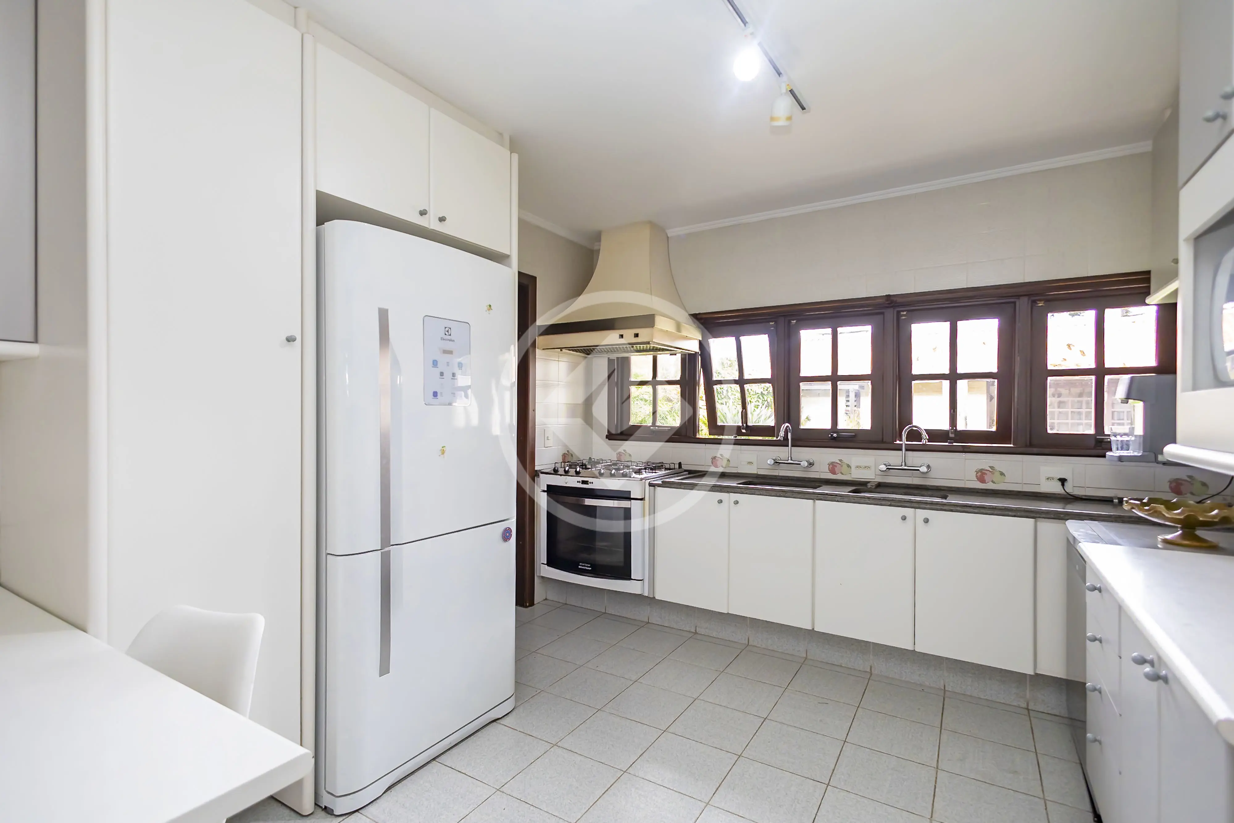 Imagem 1 - Casa em Bom Retiro, Curitiba - PR