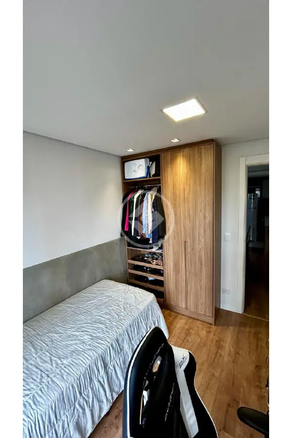 Imagem 4 - Apartamento em CRISTO REI, Curitiba - PR