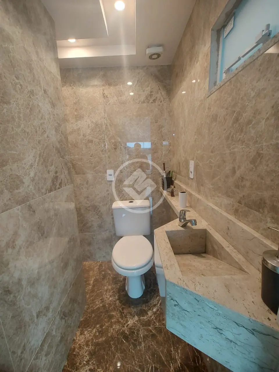 Imagem 3 - Apartamento Duplex em Sítio Cercado, Curitiba - PR