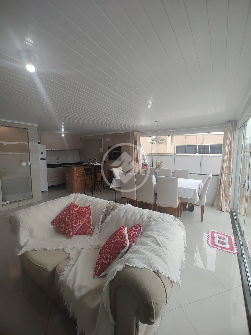 Imagem 2 - Apartamento Duplex em Sítio Cercado, Curitiba - PR