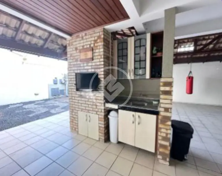 Imagem 2 - Sobrado Em Condomínio em Capão da Imbuia, Curitiba - PR
