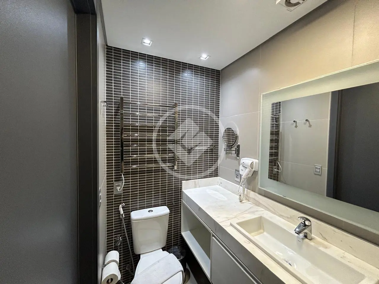 Imagem 6 - Loft / Studio em Água Verde, Curitiba - PR