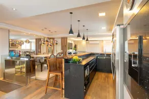 Imagem 3 - Apartamento Duplex em Água Verde, Curitiba - PR