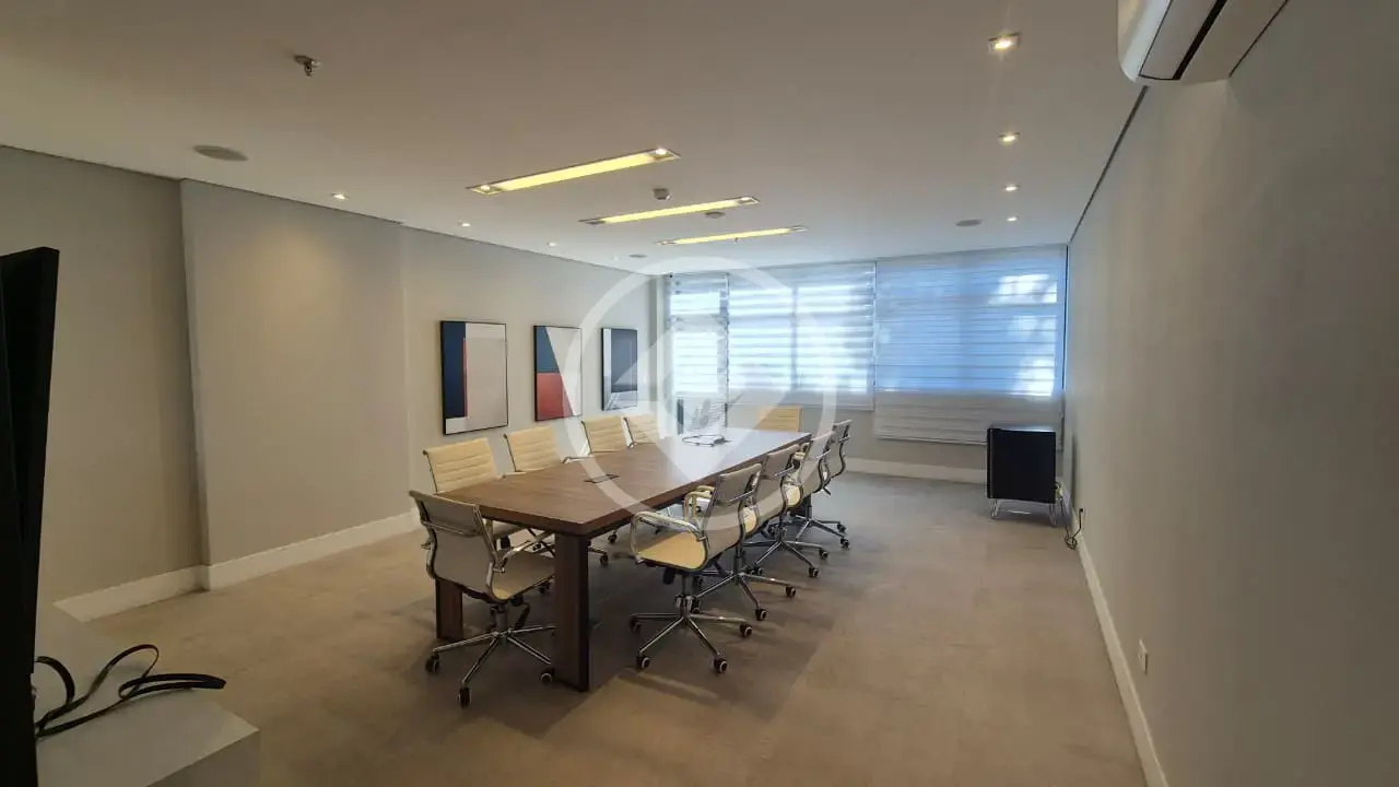 Sala comercial à venda no bairro Água Verde, Curitiba – foto 15 de 24