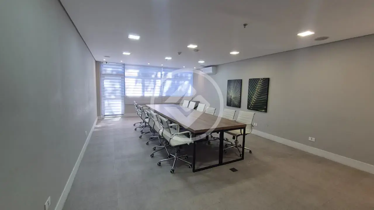 Sala comercial à venda no bairro Água Verde, Curitiba – foto 12 de 24