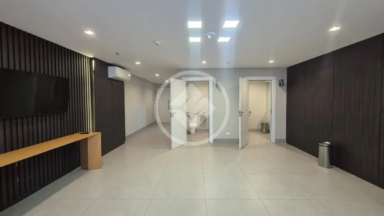 Sala comercial à venda no bairro Água Verde, Curitiba – foto 21 de 24