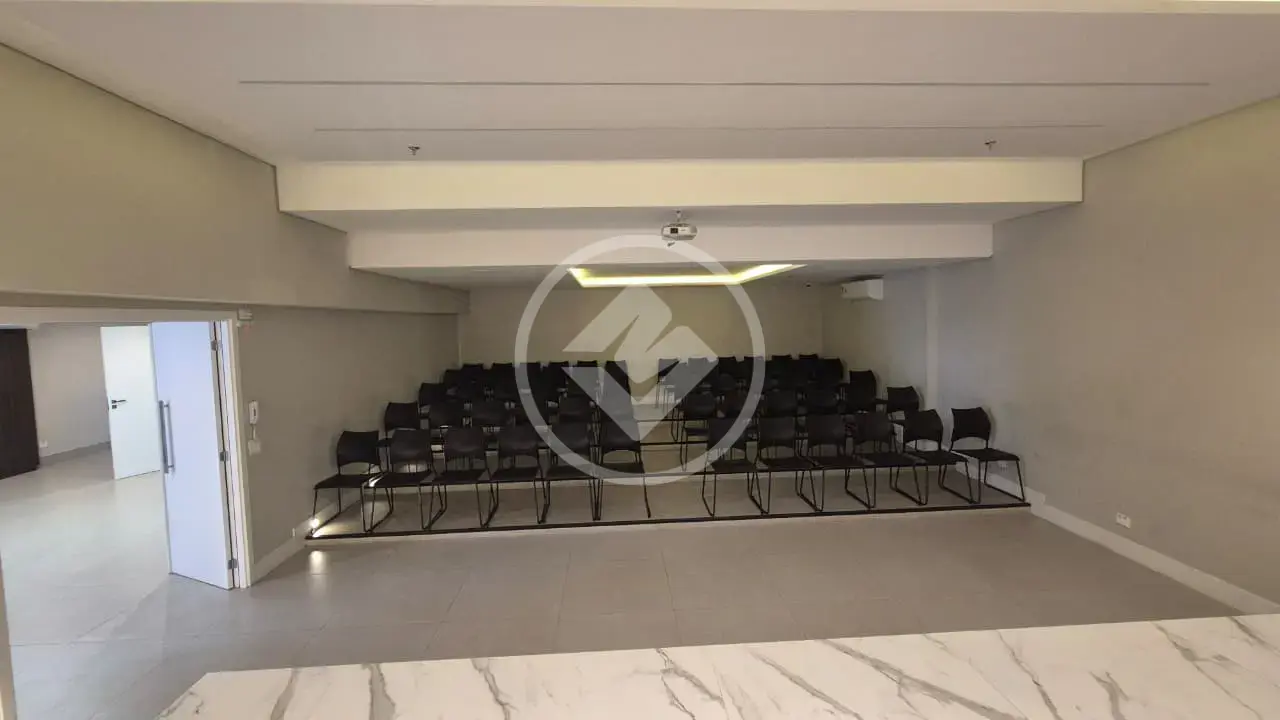 Sala comercial à venda no bairro Água Verde, Curitiba – foto 19 de 24