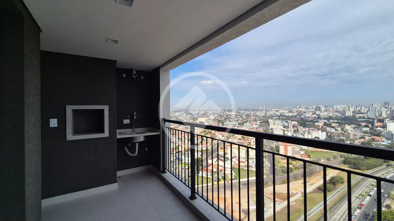 Imagem 1 - Apartamento em CRISTO REI, Curitiba - PR