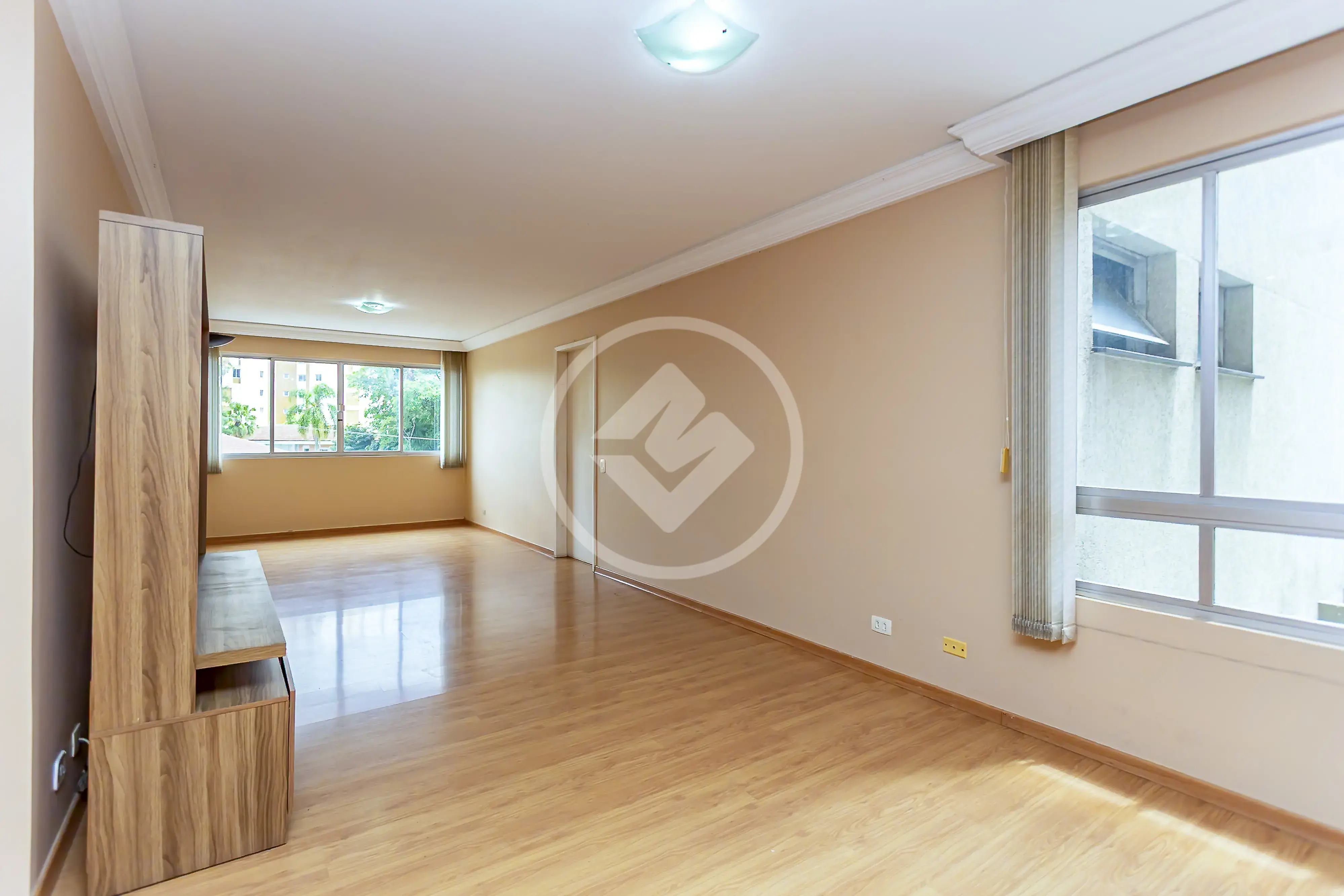 Imagem 2 - Apartamento em Centro Cívico, Curitiba - PR