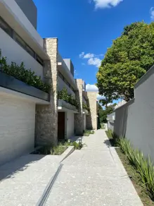 Sobrado Em Condomínio Santa Felicidade, Curitiba - PR — foto 2
