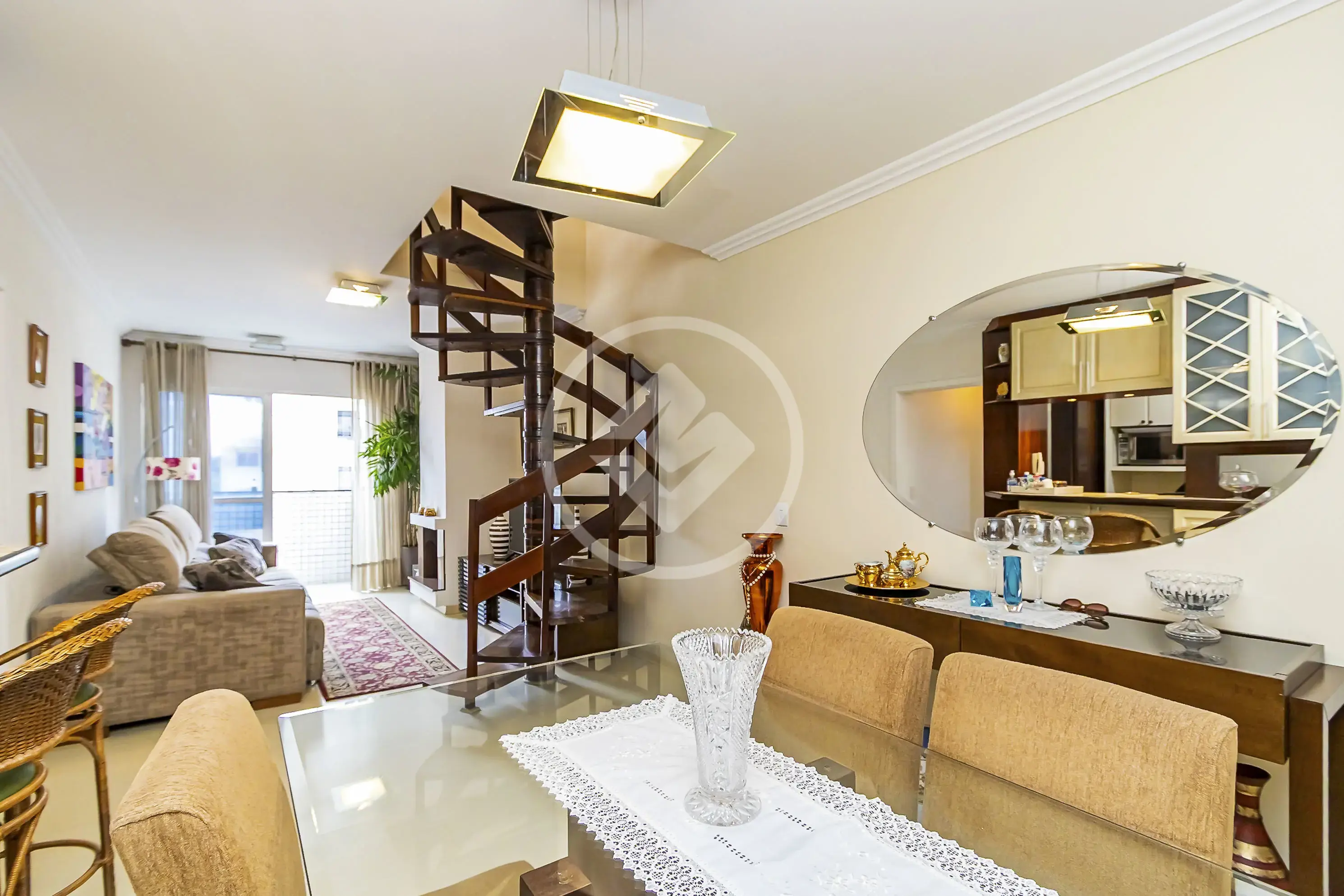 Imagem 1 - Cobertura Duplex em Água Verde, Curitiba - PR