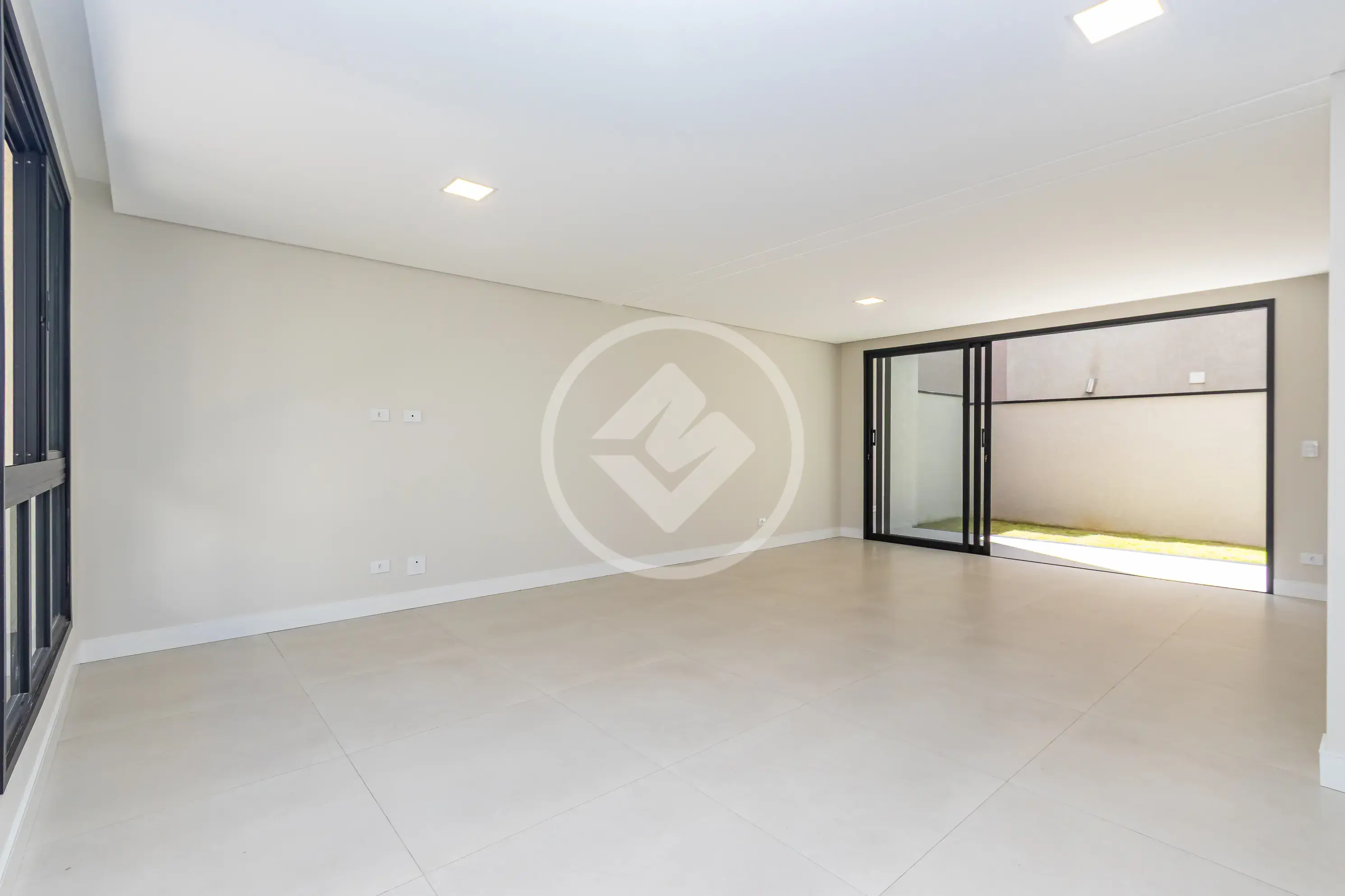 Sobrado em condomínio à venda no bairro Pinheirinho, Curitiba – foto 5 de 60