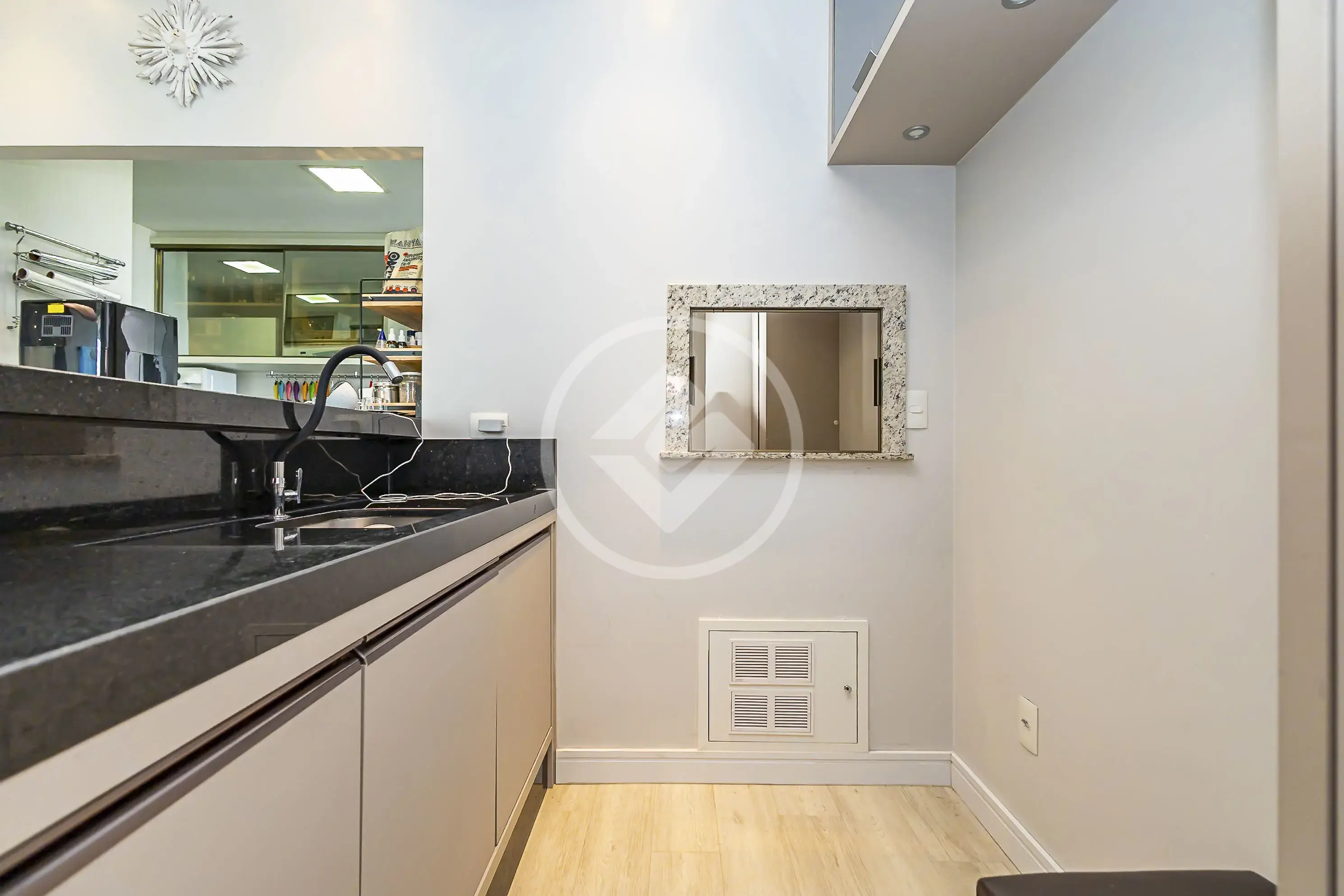 Imagem 6 - Apartamento em Água Verde, Curitiba - PR