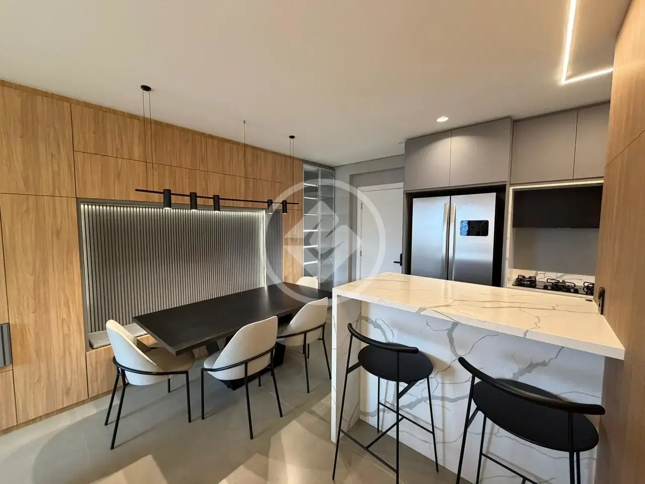 Imagem 2 - Apartamento em BIGORRILHO, Curitiba - PR